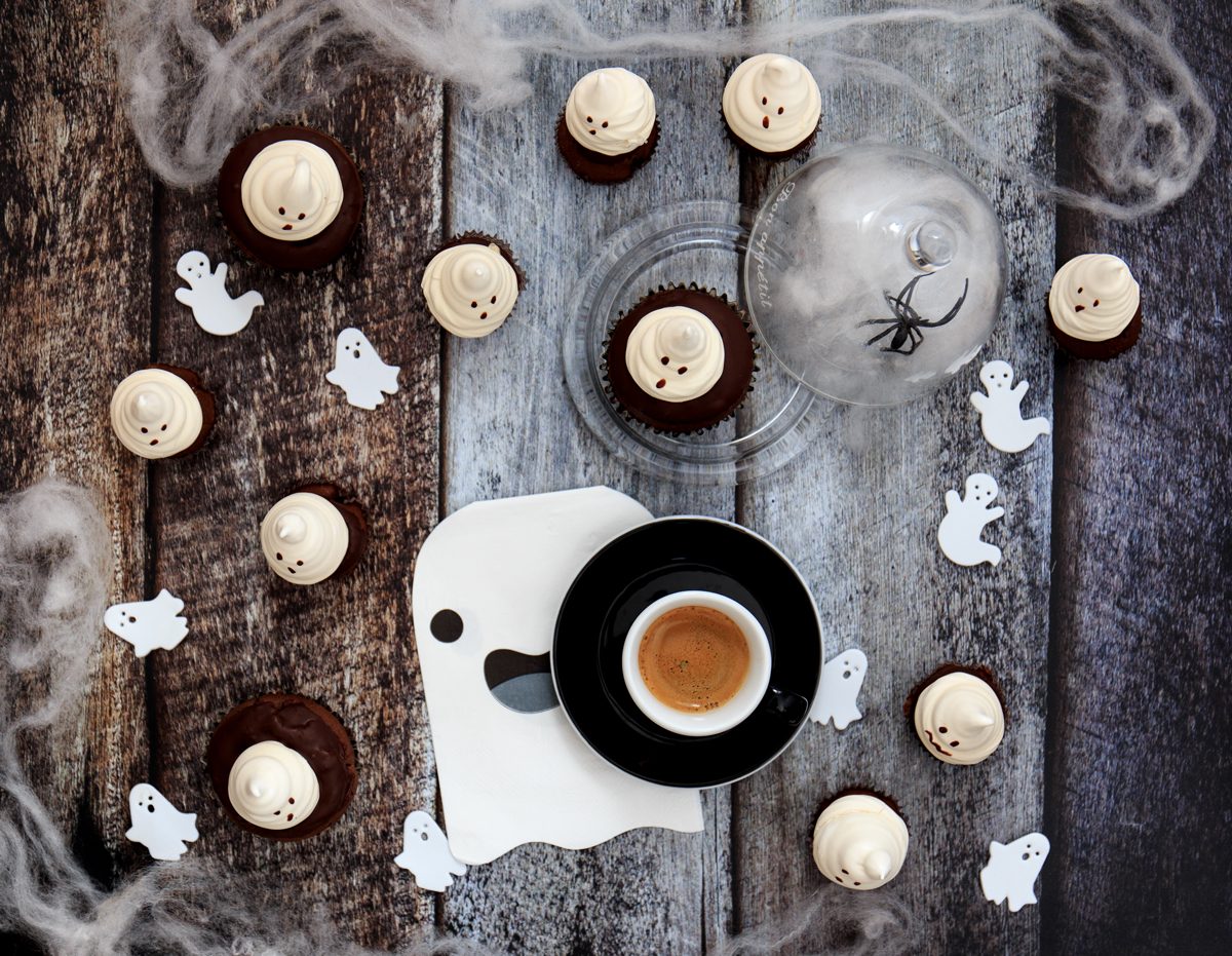 Mini muffin al caffè e cioccolato con fantasma